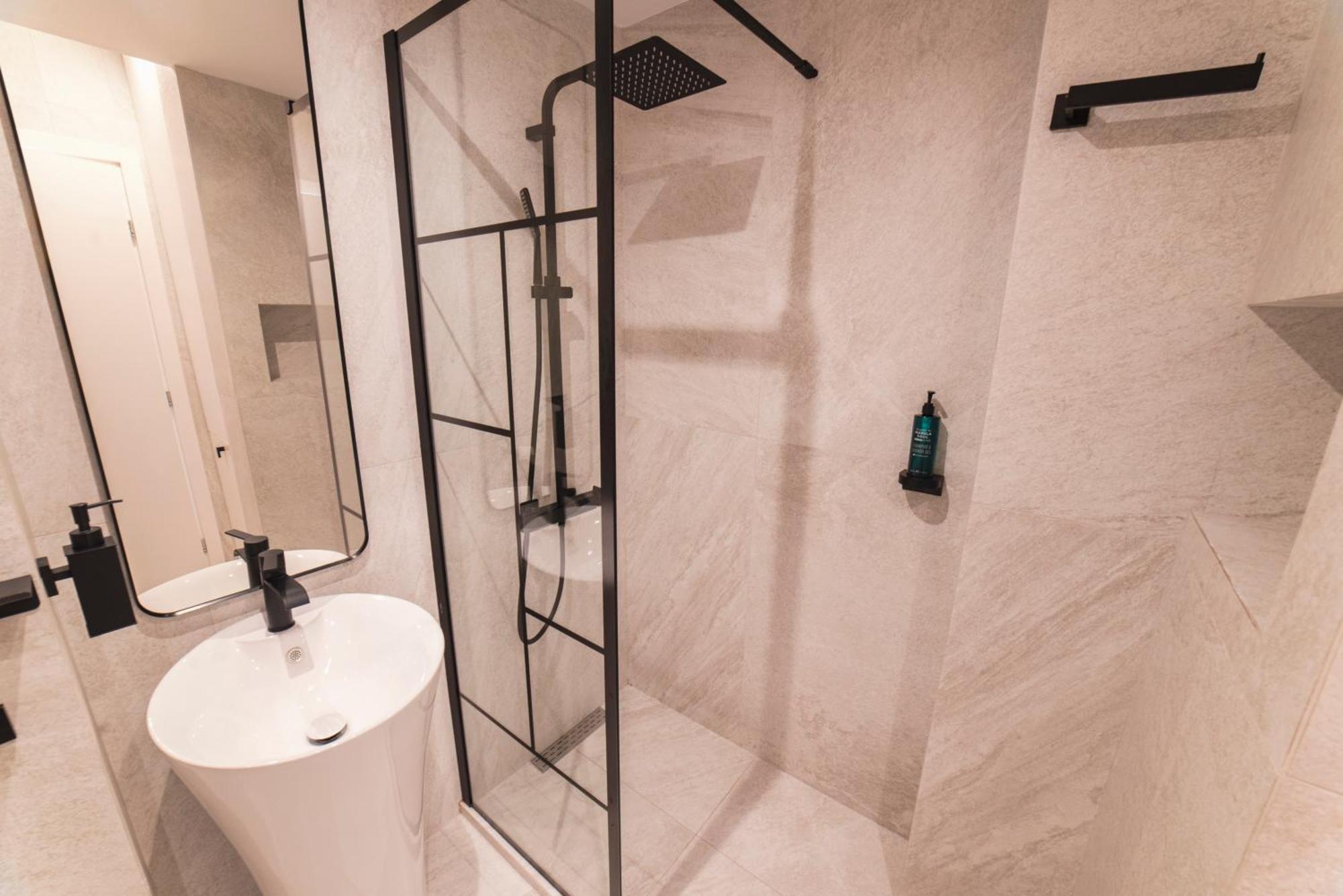 White Harmony, 2 Bedroom Apartment Atina Dış mekan fotoğraf
